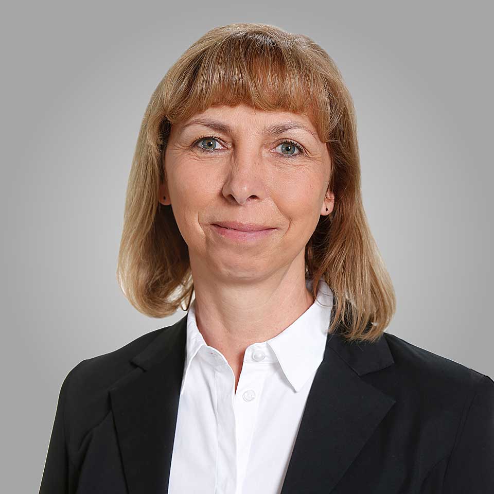 Delia Simke | Prokuristin