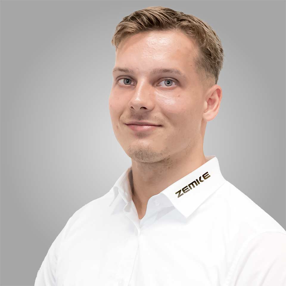 Tim Zemke | Geschäftsführer